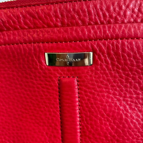 Cole Haan pebbled leather red cross body bag. Excellent condition. - Picture 4 of 8